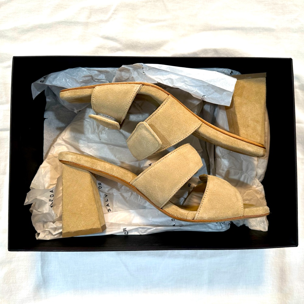 Freda Salvador ADRIA heel, size 8.5